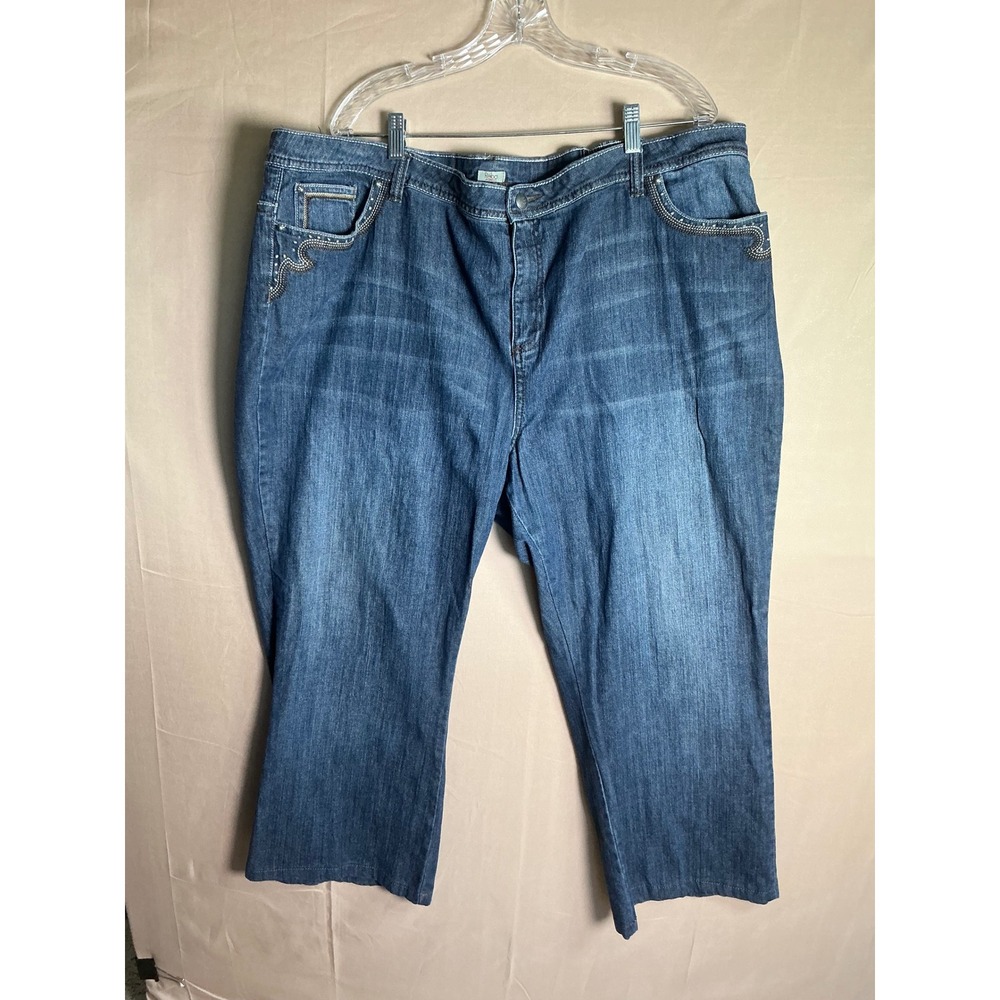 Reba Woman Blue Denim Capri Jeans Rhinestone Embellished‎ Plus Size 24W